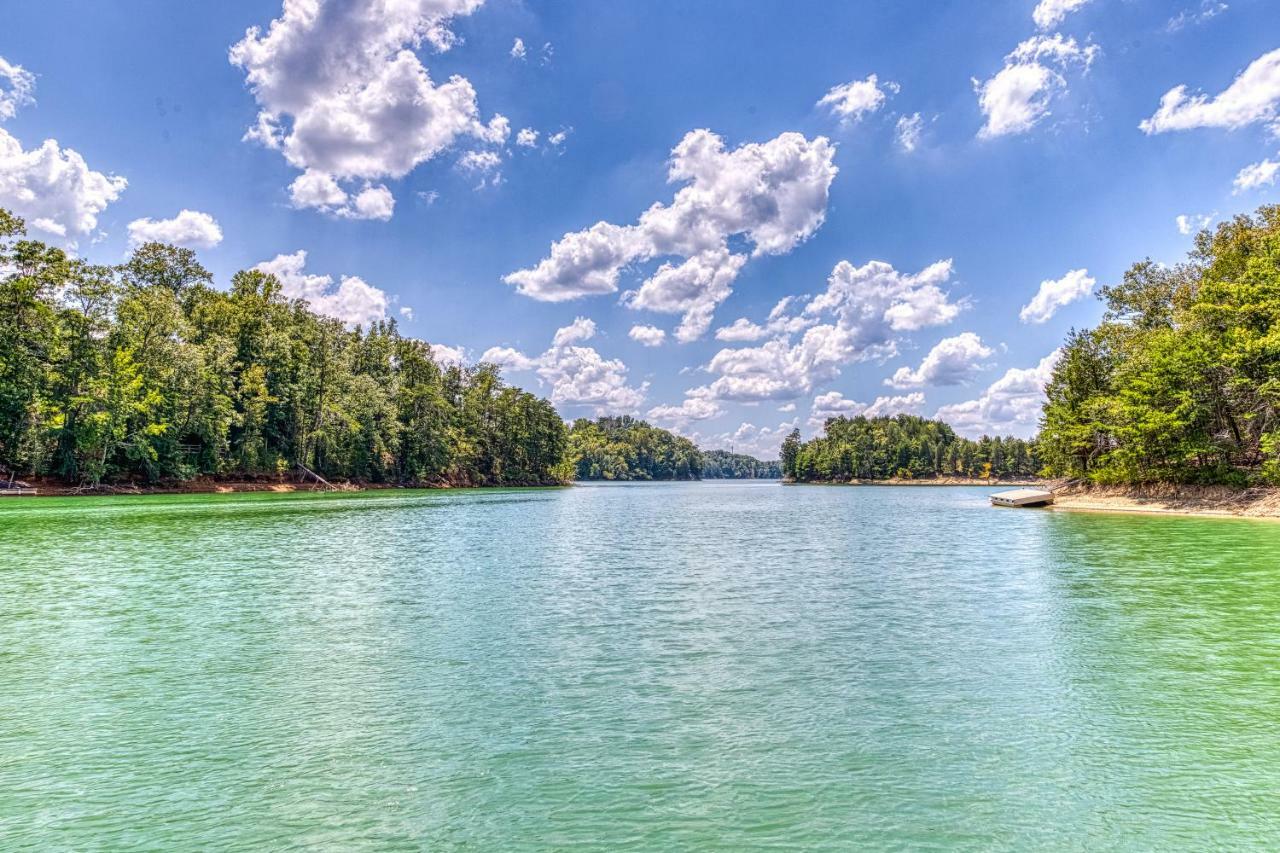 Majestic Lakefront Lodge Sevierville Extérieur photo