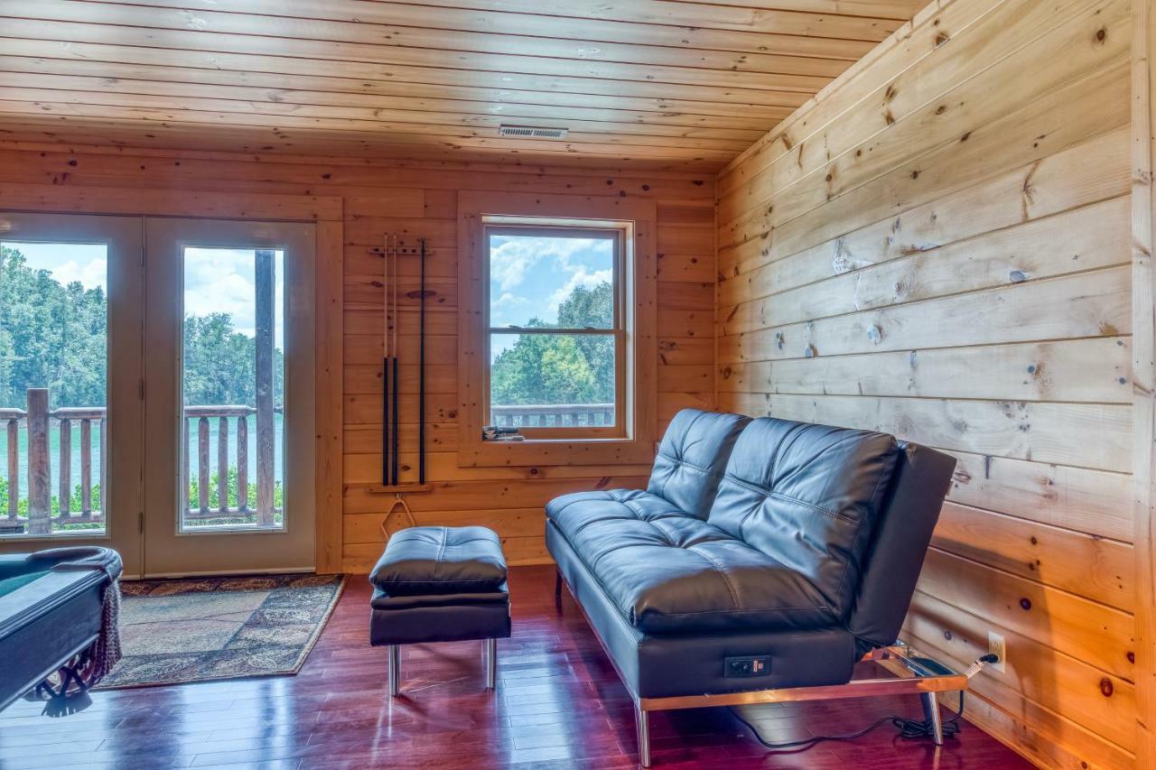 Majestic Lakefront Lodge Sevierville Extérieur photo