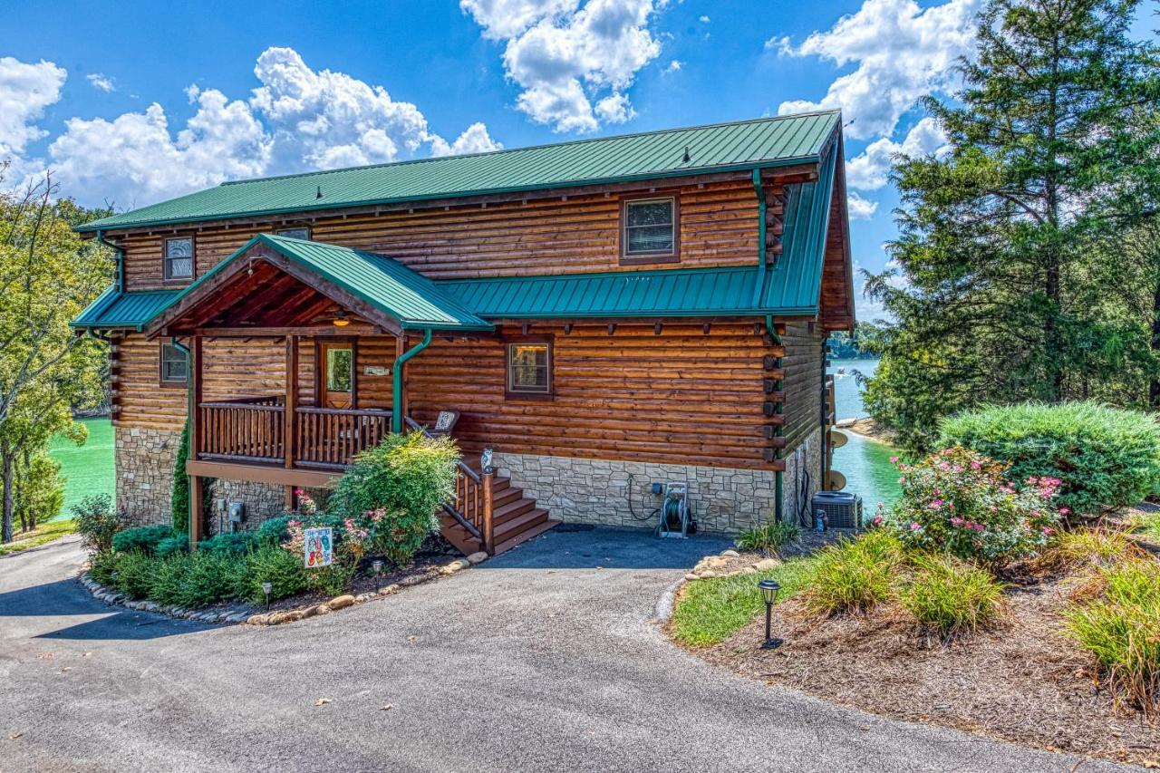 Majestic Lakefront Lodge Sevierville Extérieur photo