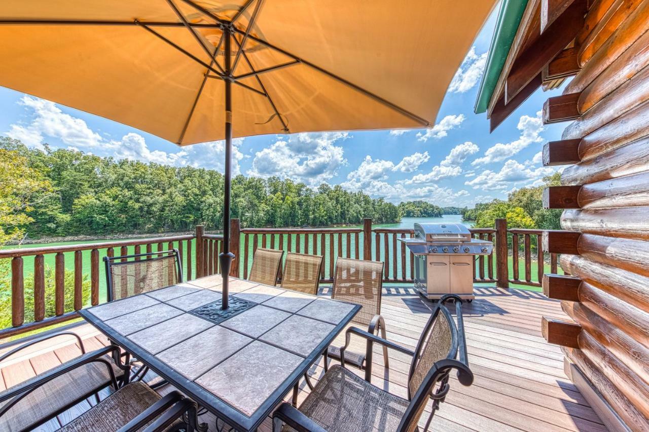 Majestic Lakefront Lodge Sevierville Extérieur photo