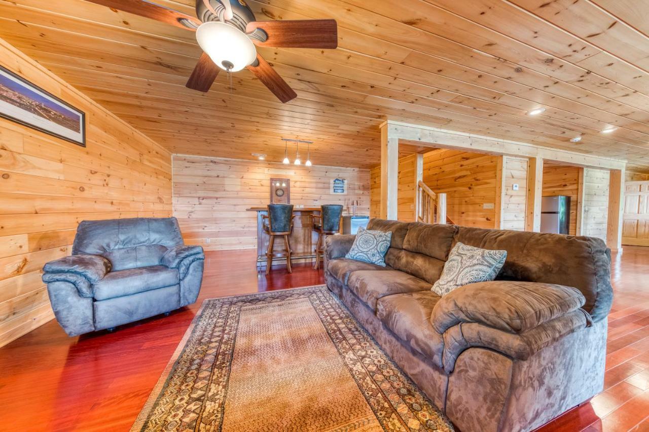 Majestic Lakefront Lodge Sevierville Extérieur photo