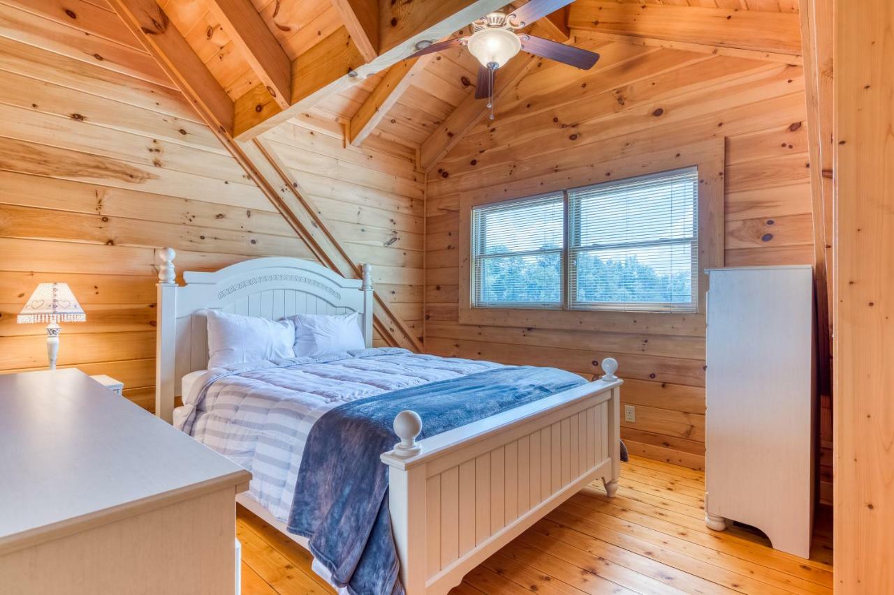 Majestic Lakefront Lodge Sevierville Extérieur photo